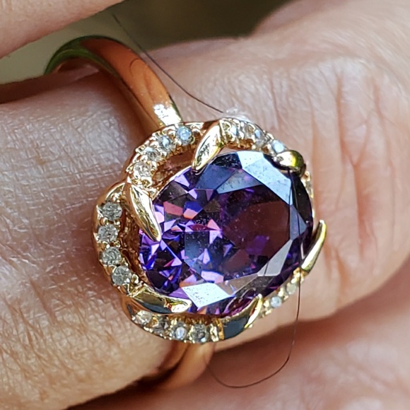 Jewelry - Amethyst and Diamonds size 7.5 /8 sparkling dazzle Jewelry - Amethyst and Diamonds size 7.5 /8 sparkling dazzle